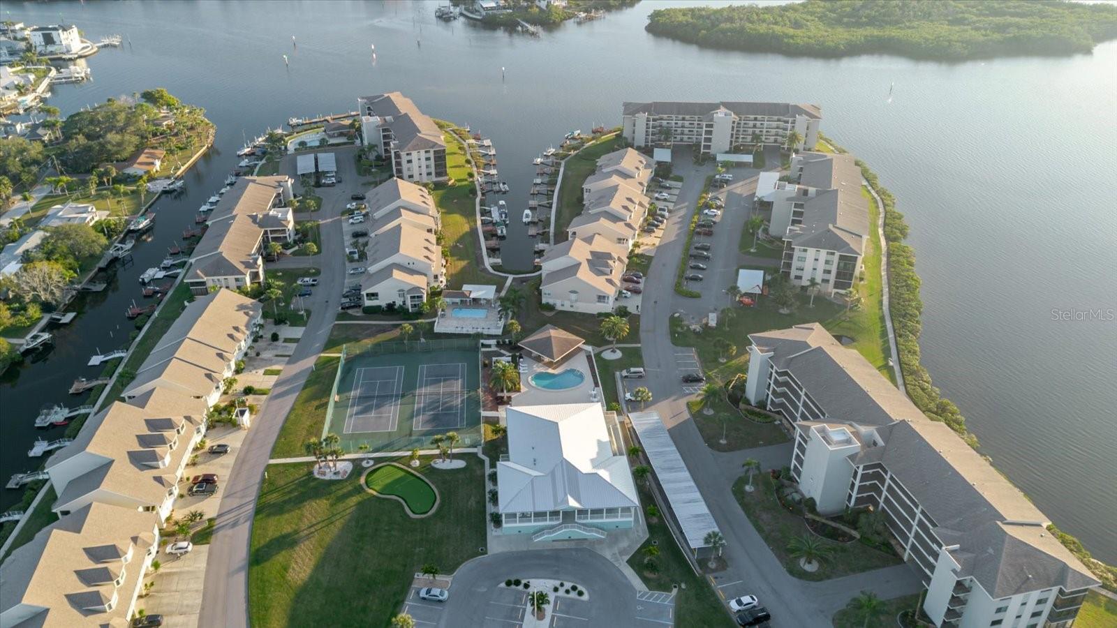 SAND PEBBLE POINTE CONDO 01 AMD 02 - Residential