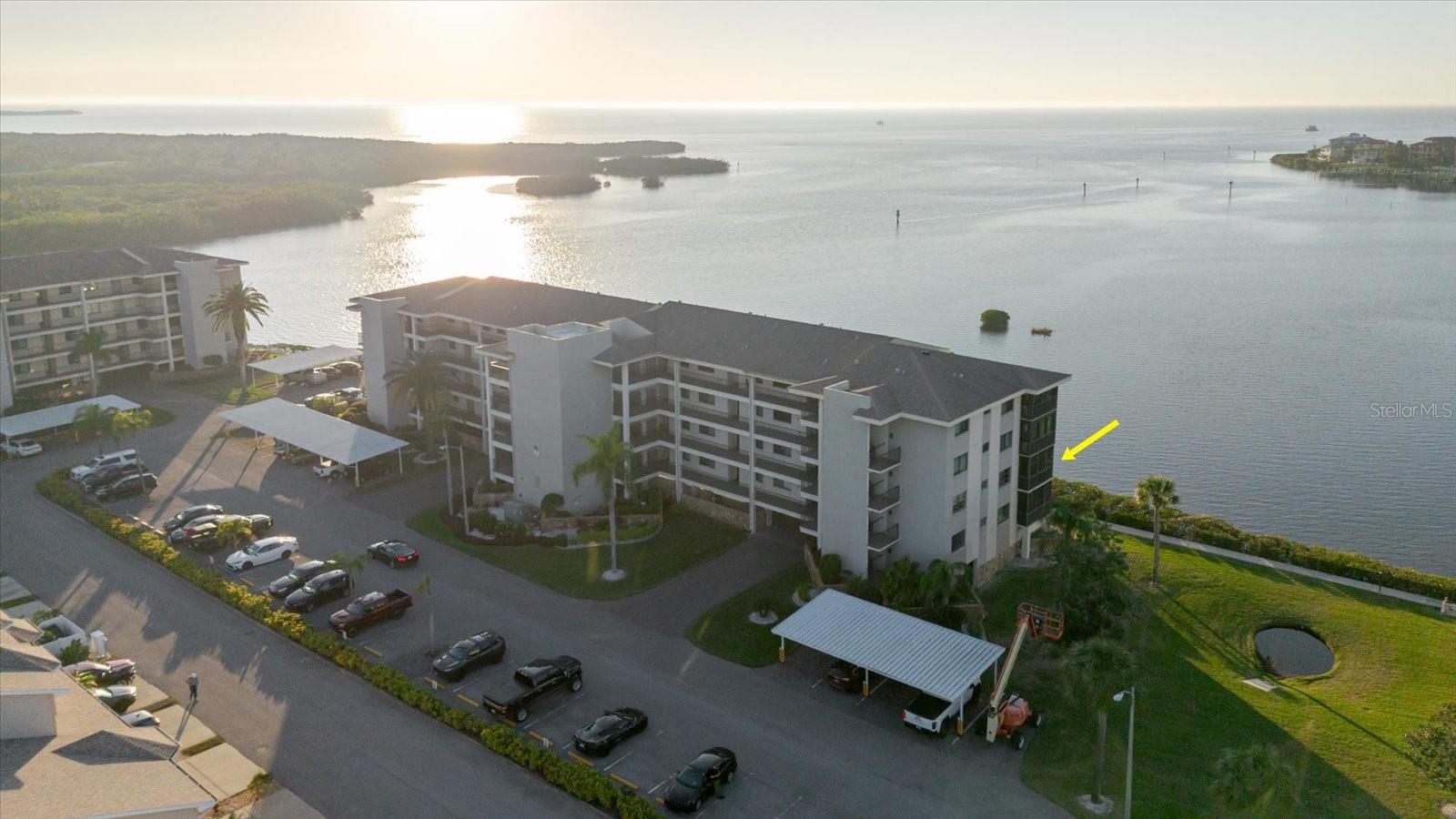 SAND PEBBLE POINTE CONDO 01 AMD 02 - Residential