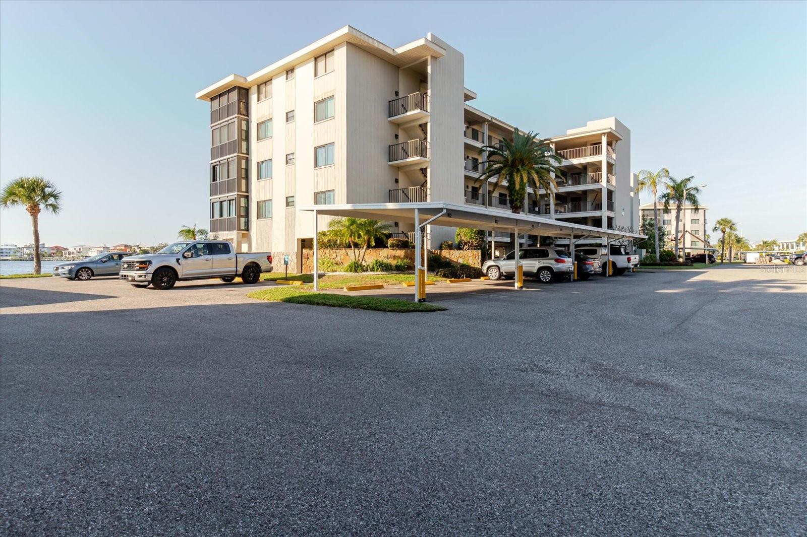 SAND PEBBLE POINTE CONDO 01 AMD 02 - Residential