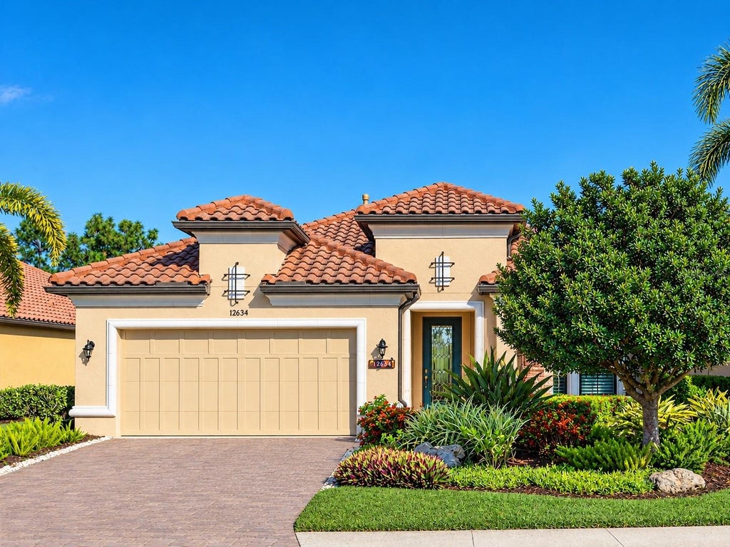 Photo of 12634 Fontana Loop, Bradenton, FL 34211 (MLS # A4704327)