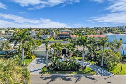 Photo of 520 Golf Links Lane, Longboat Key, FL 34228 (MLS # A4681232)