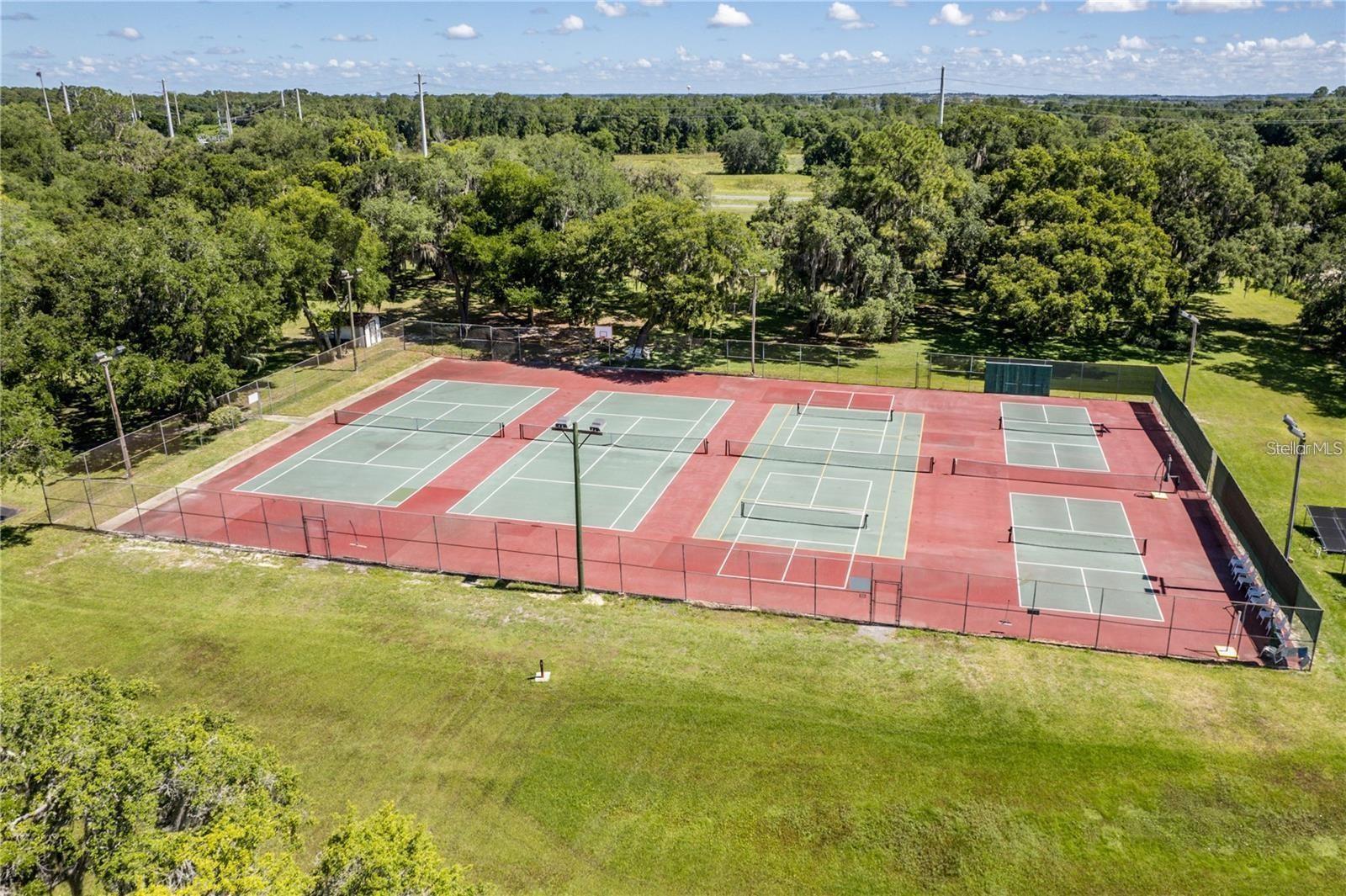CONTINENTAL CAMPER RESORTS - Residential
