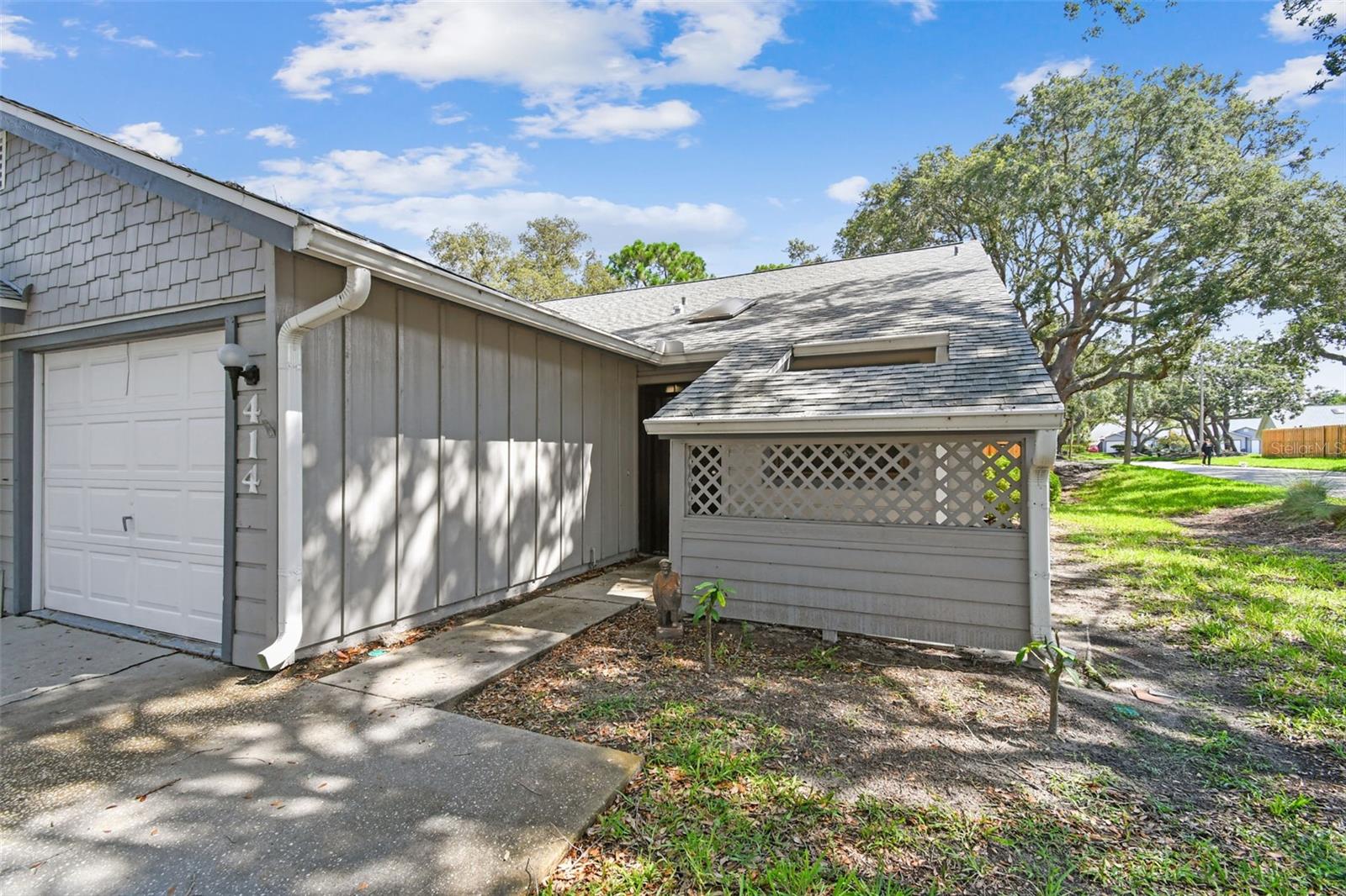 39650 US HIGHWAY 19 N 414