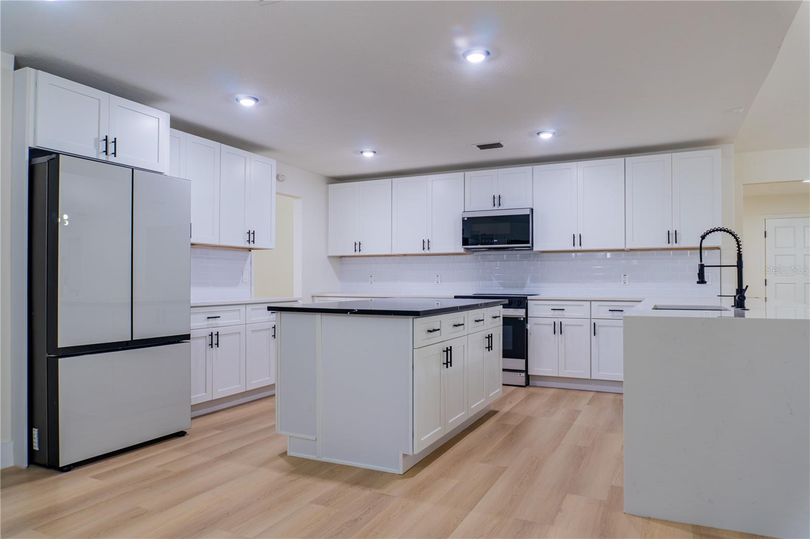 ORONOQUE - Residential