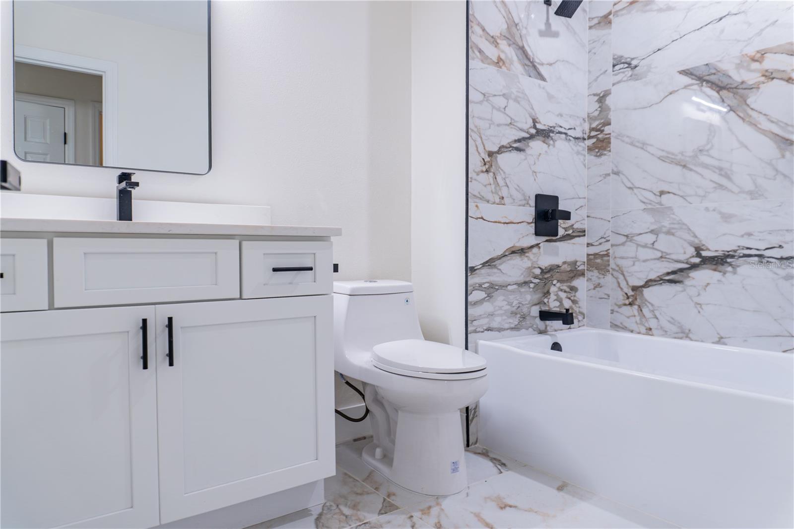 ORONOQUE - Residential