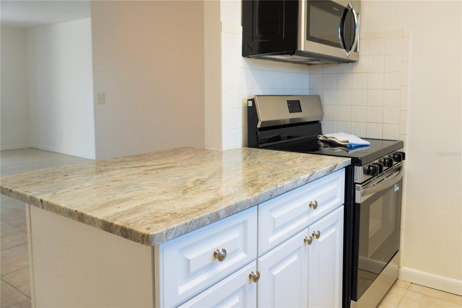 HEATHER HALL CONDO - Residential