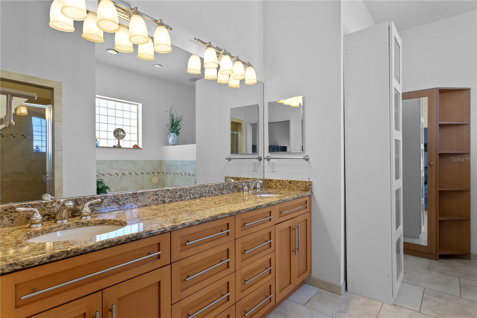 SHORE ACRES EDGEWATER SEC - Residential