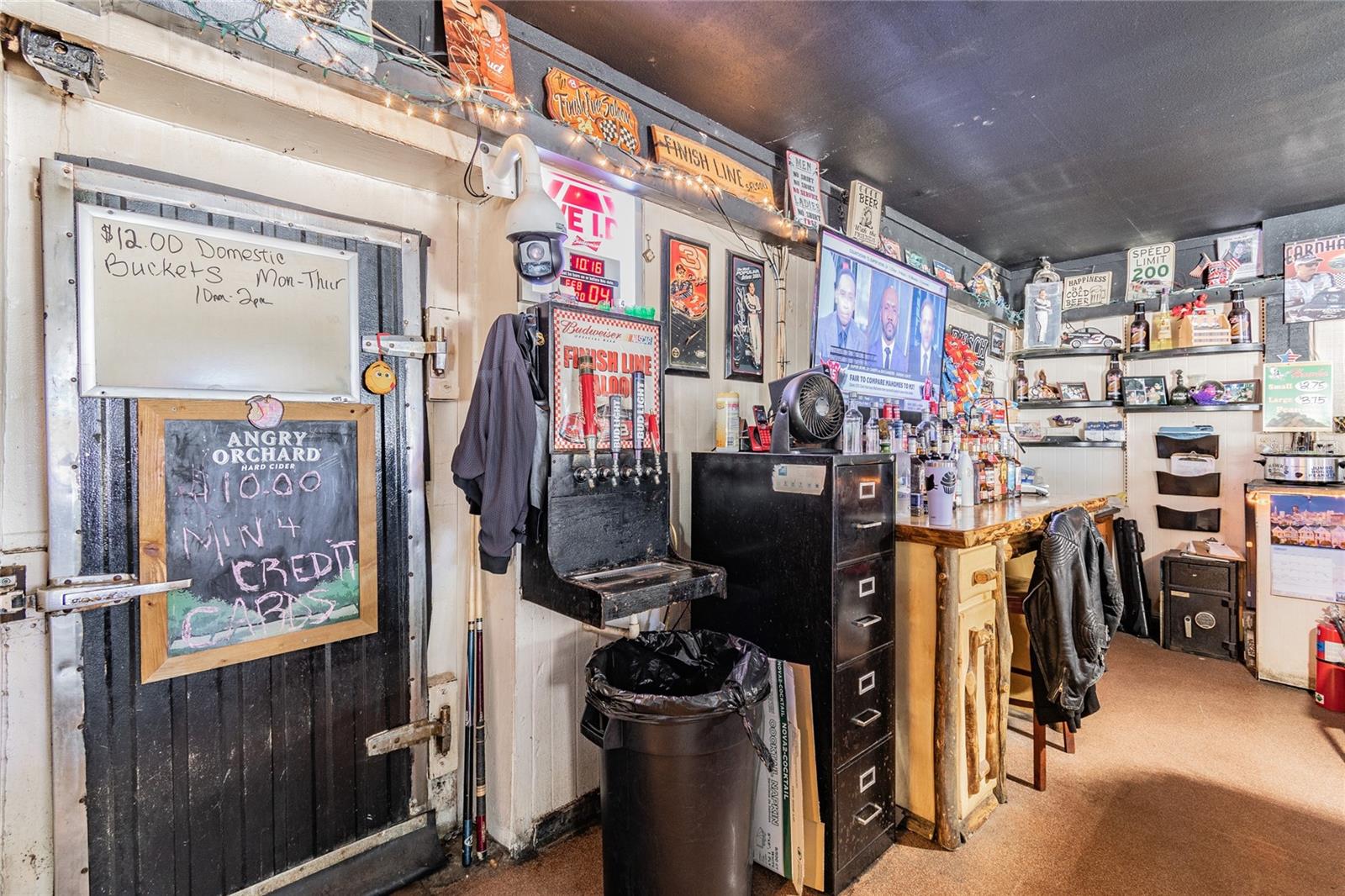 UNPLATTED - Commercial Sale