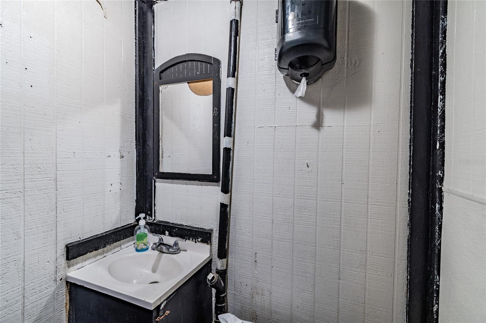 UNPLATTED - Commercial Sale