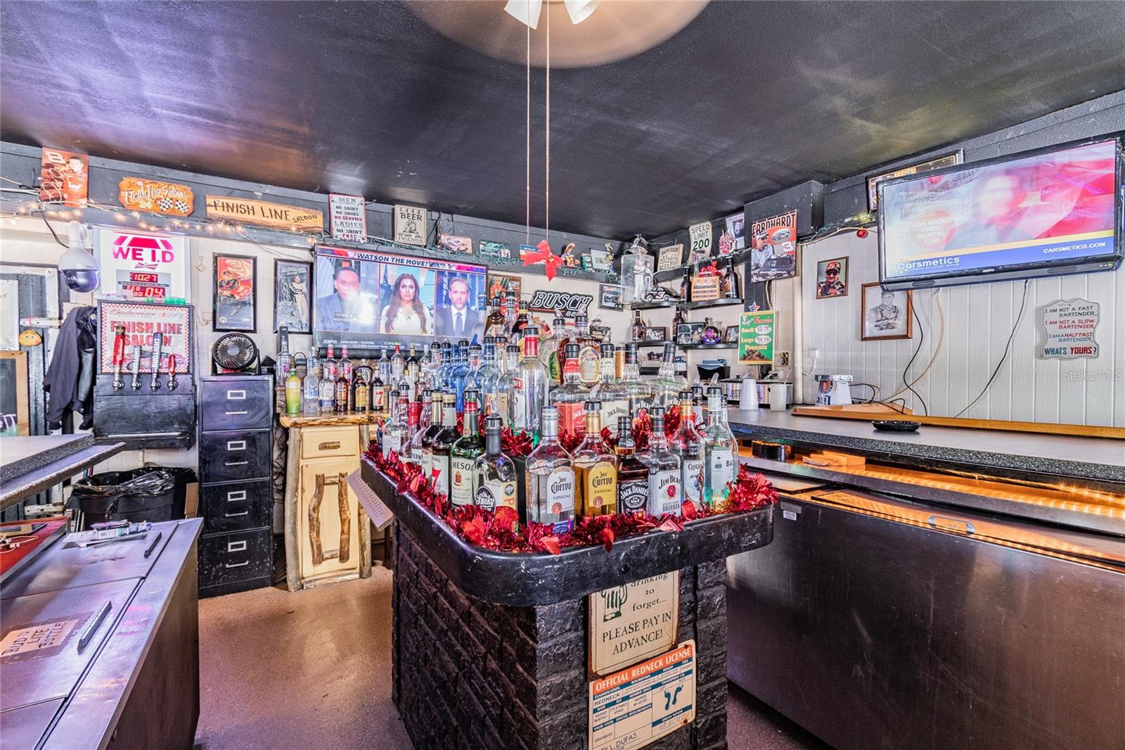 UNPLATTED - Commercial Sale