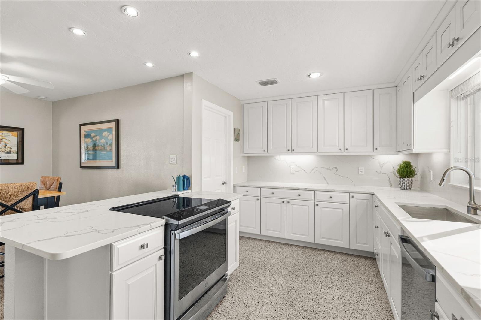 PALMETTO SKYWAY REP - Residential