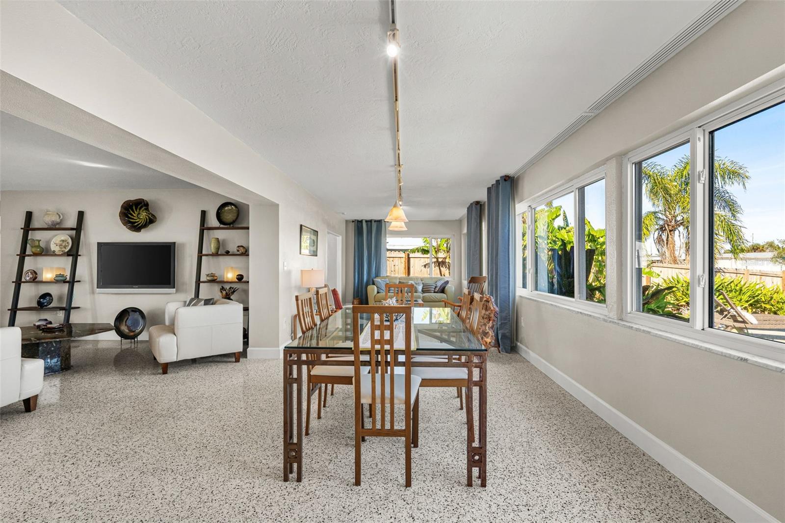 PALMETTO SKYWAY REP - Residential