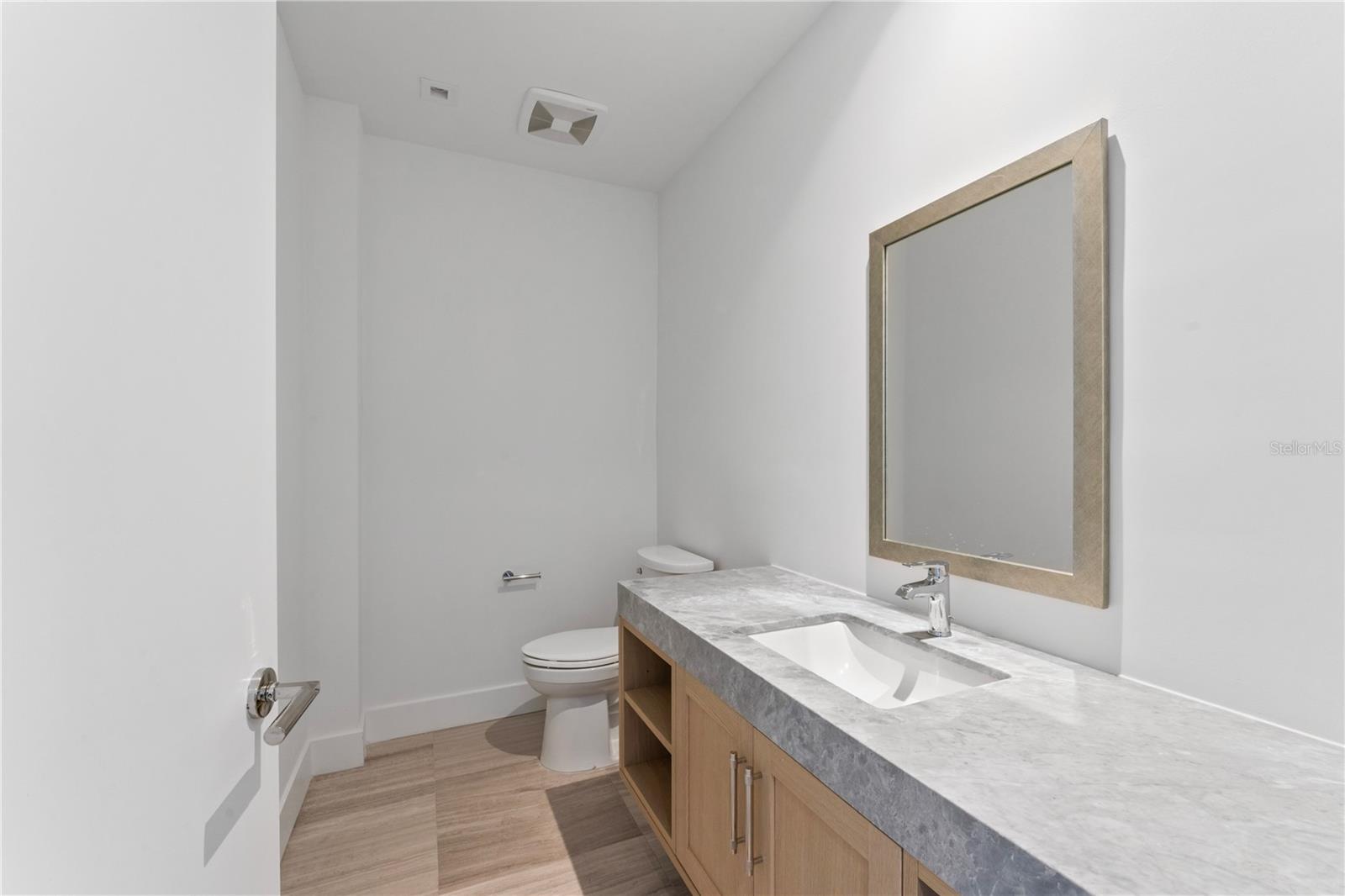 3105 BAY OAKS CONDO PCL #703 - Residential