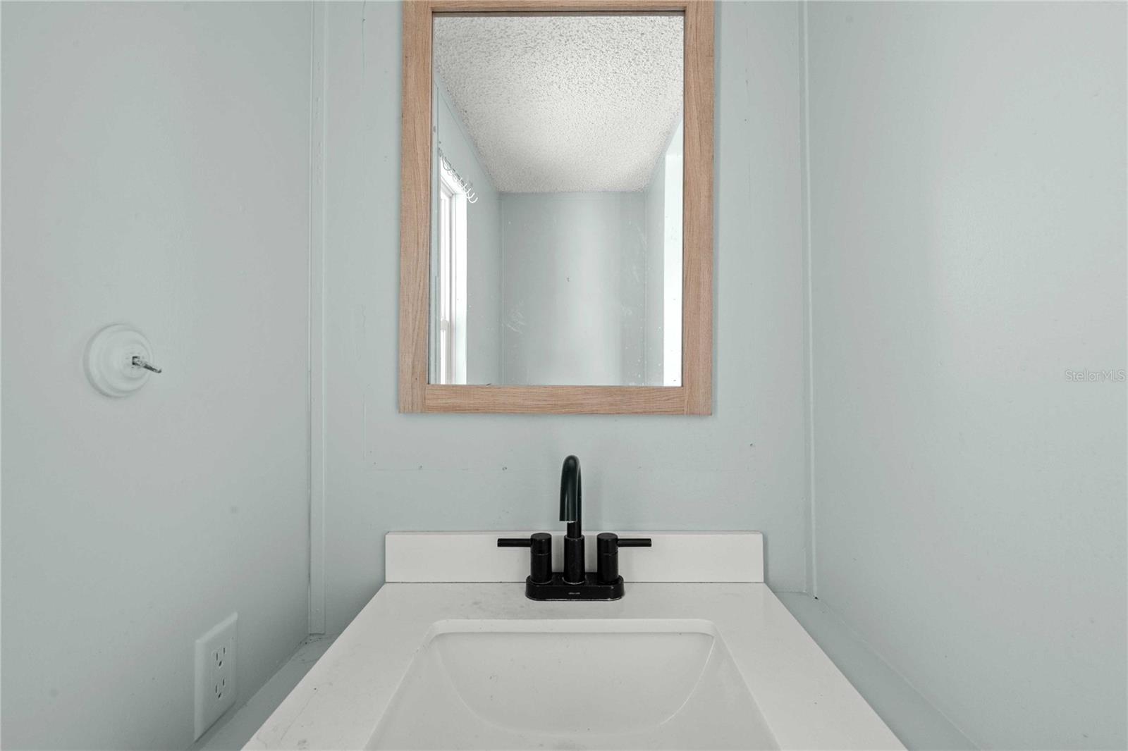 LAKE BETMAR ESTS - Residential