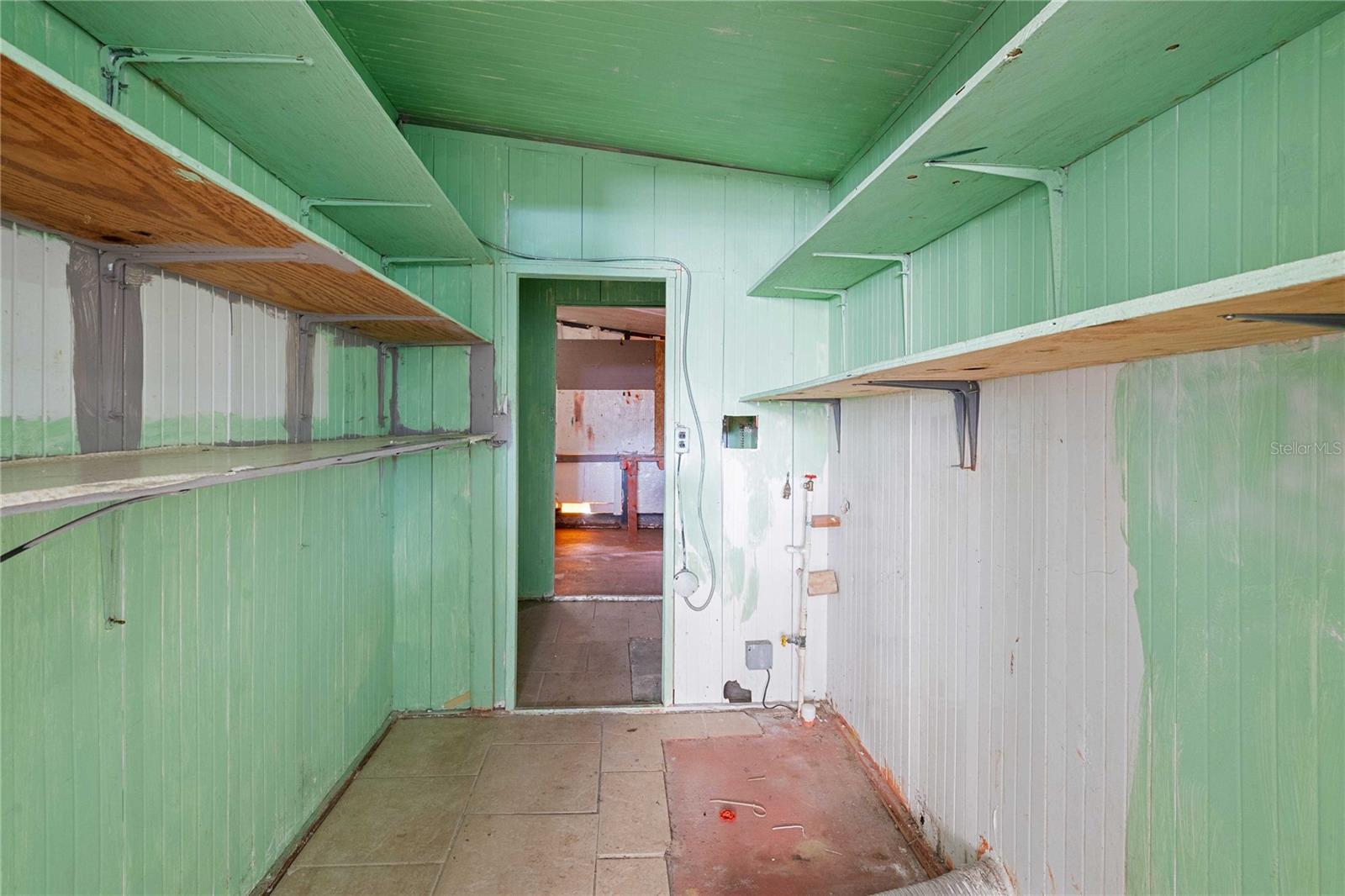 LAKE BETMAR ESTS - Residential