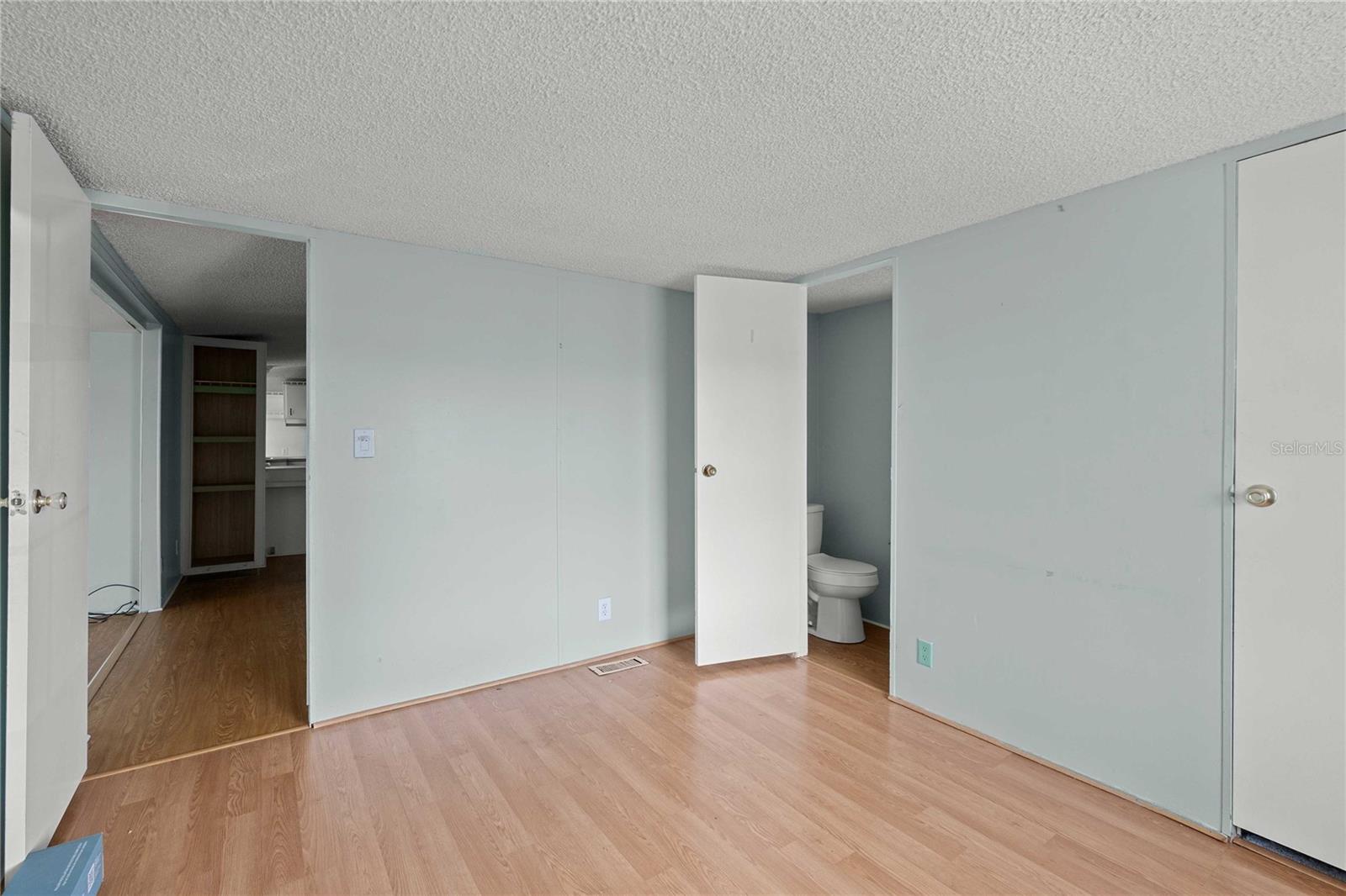 LAKE BETMAR ESTS - Residential