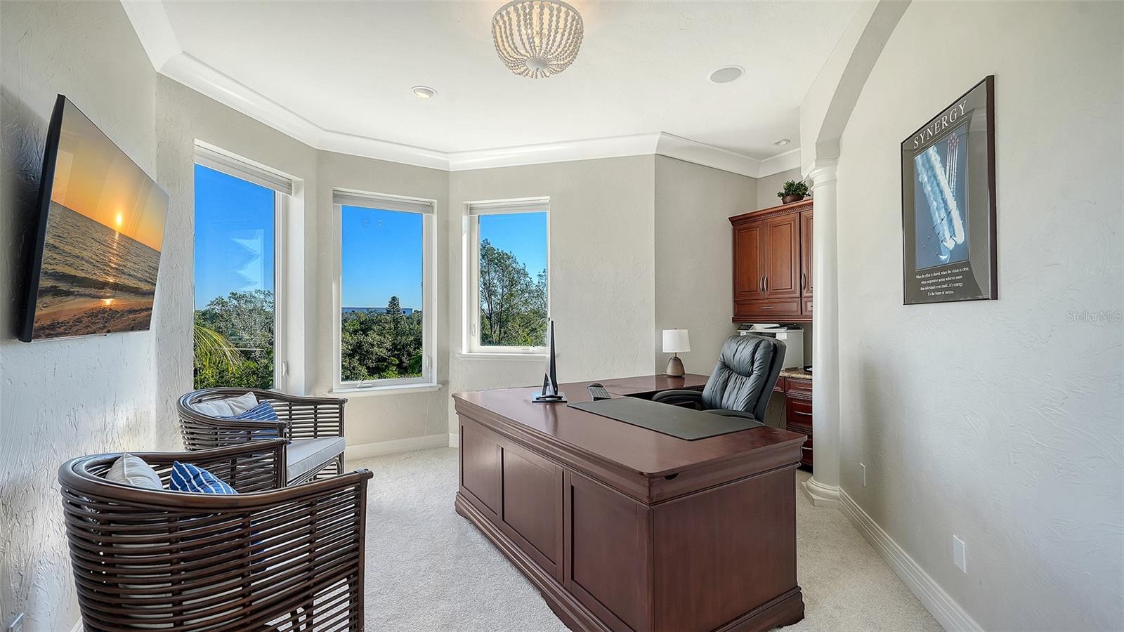 HAWKS HARBOR - Residential