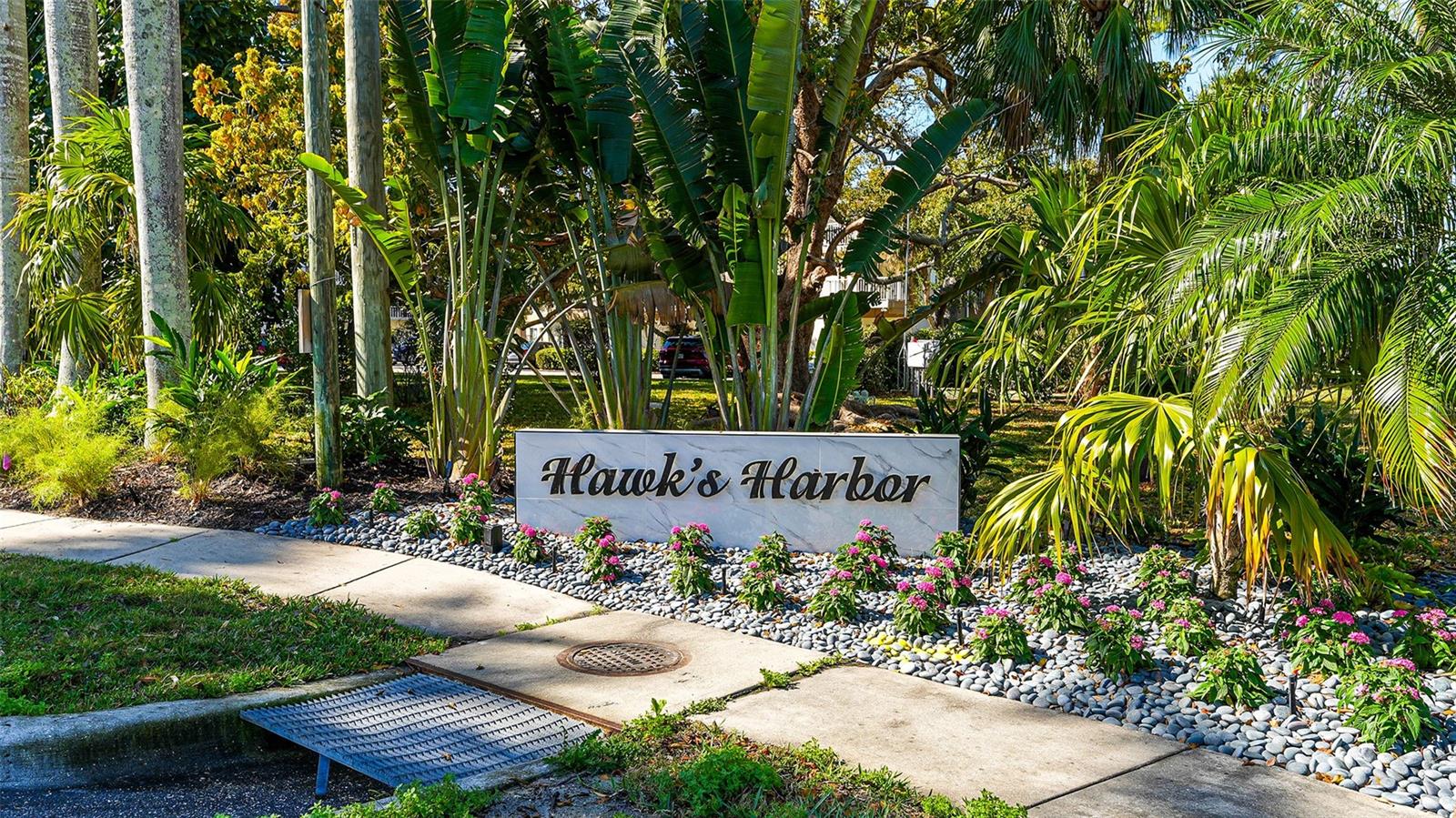 HAWKS HARBOR - Residential