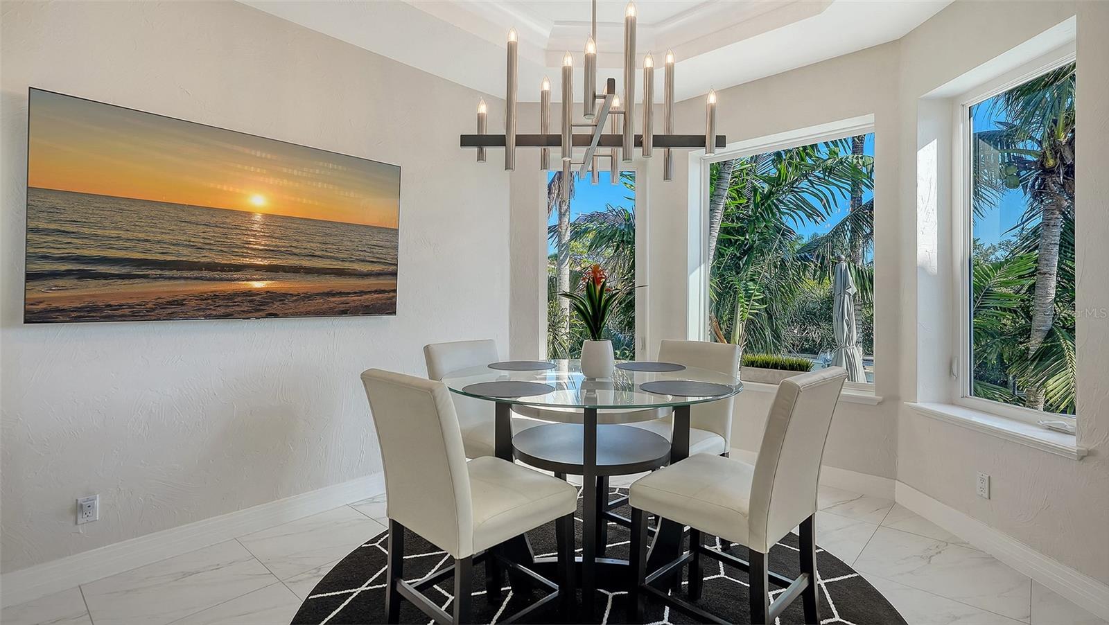 HAWKS HARBOR - Residential