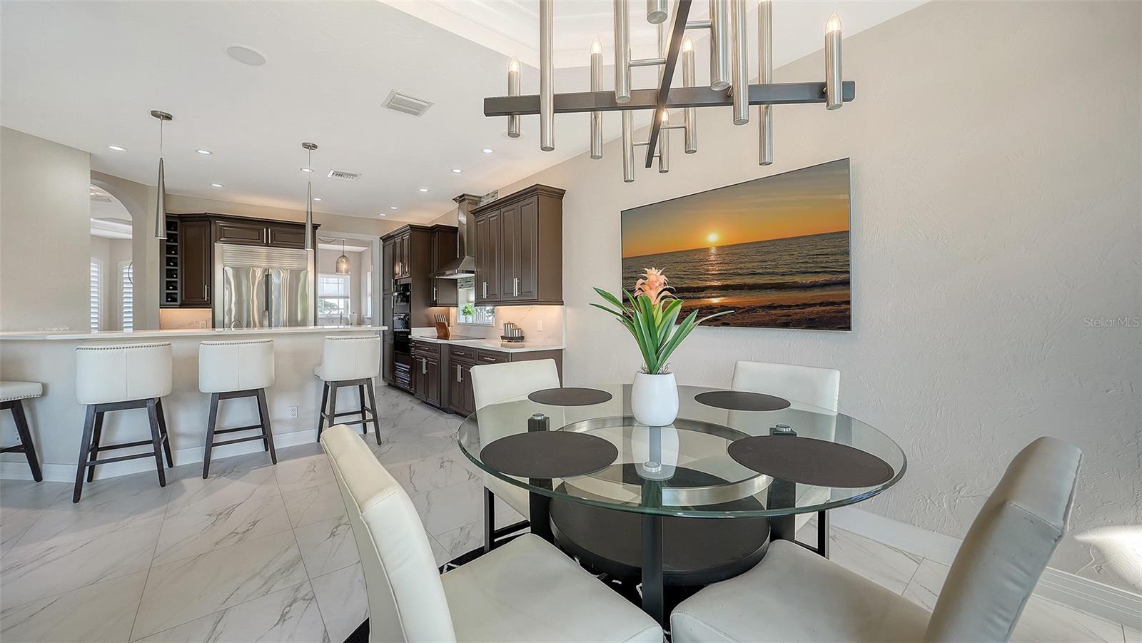 HAWKS HARBOR - Residential