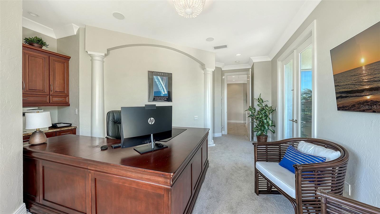 HAWKS HARBOR - Residential