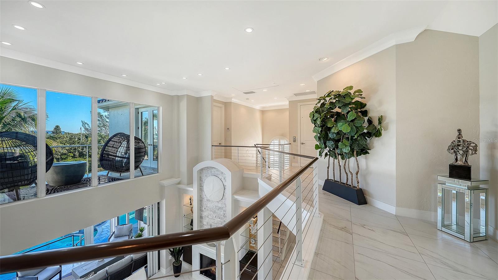 HAWKS HARBOR - Residential