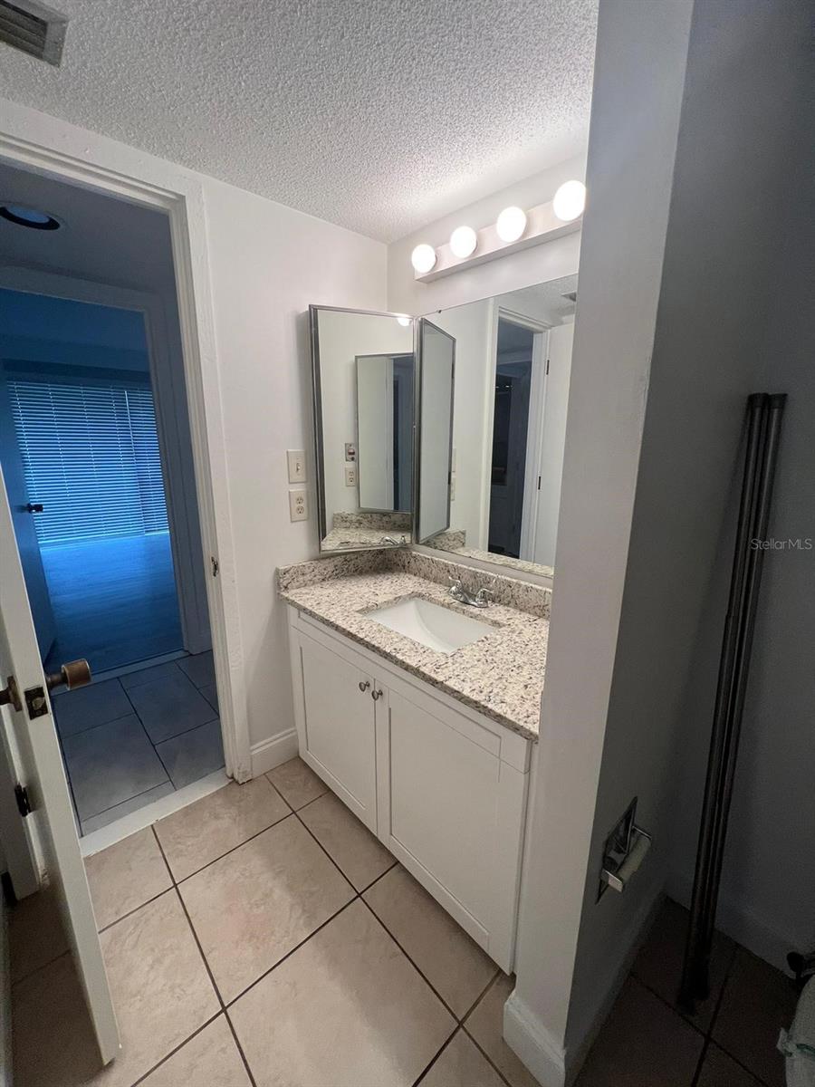 GRENELEFE - Residential Lease