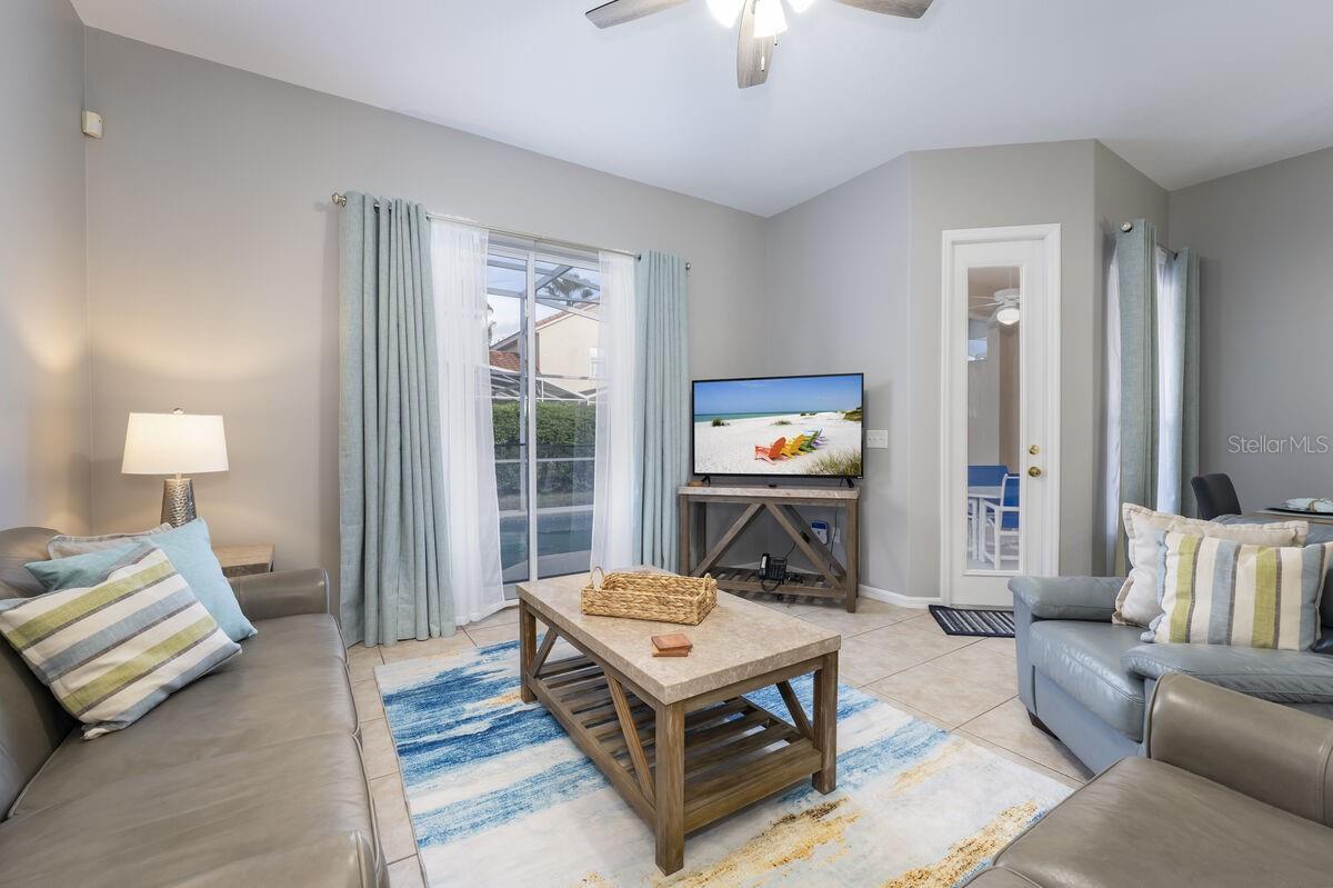 TUSCAN HILLS - Residential