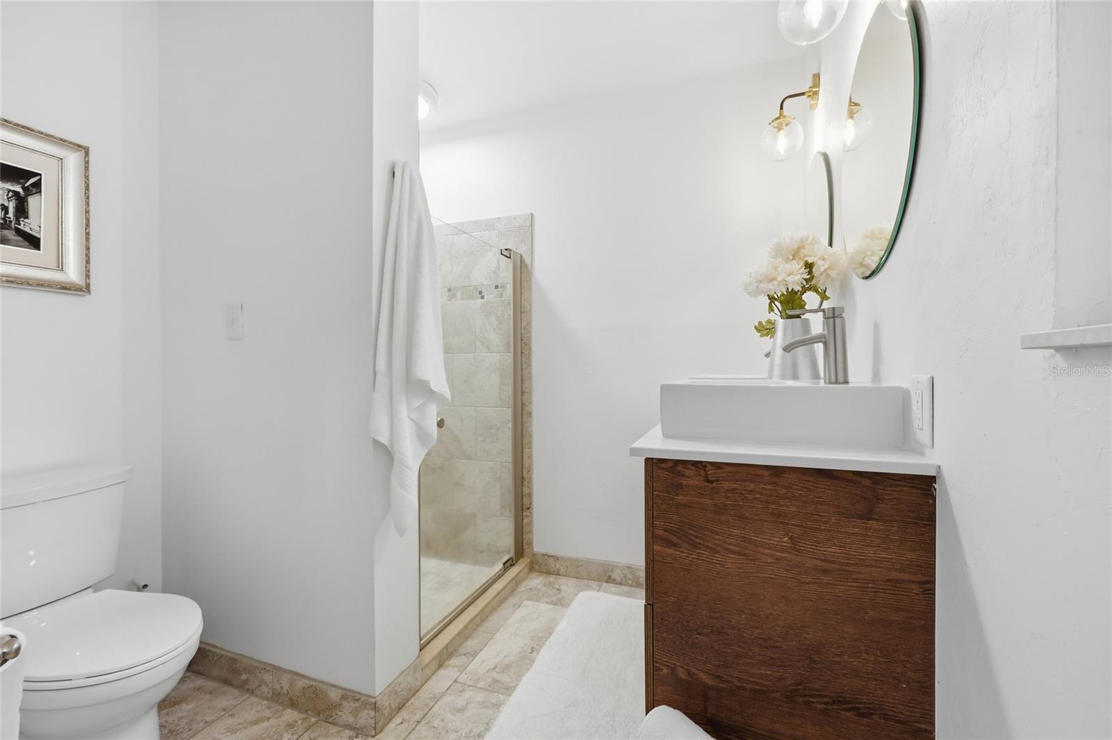 CLINCH GRANT D L - Residential