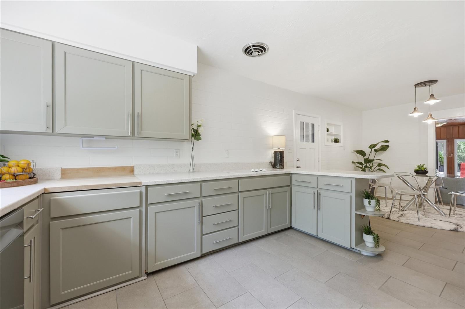 CLINCH GRANT D L - Residential