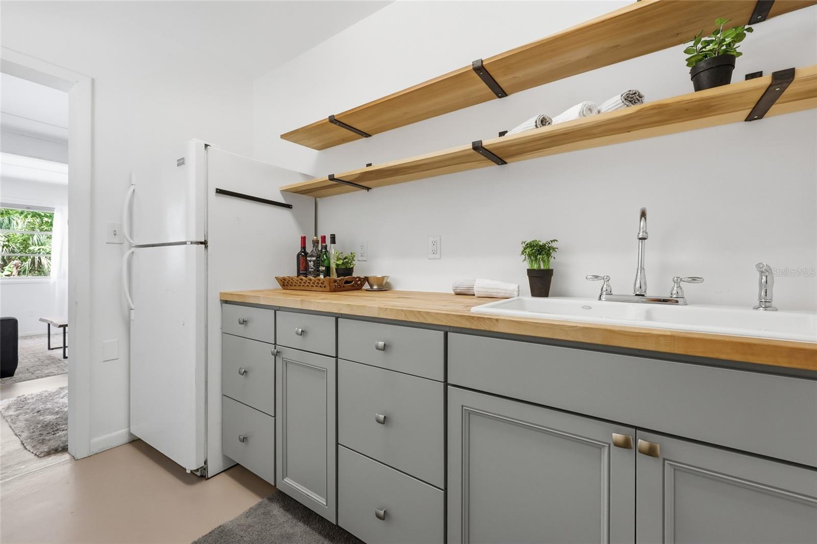 CLINCH GRANT D L - Residential