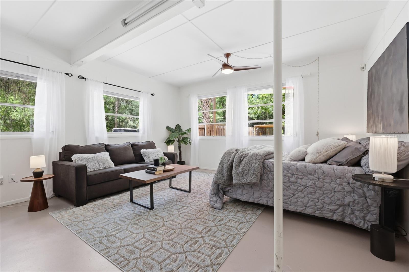 CLINCH GRANT D L - Residential