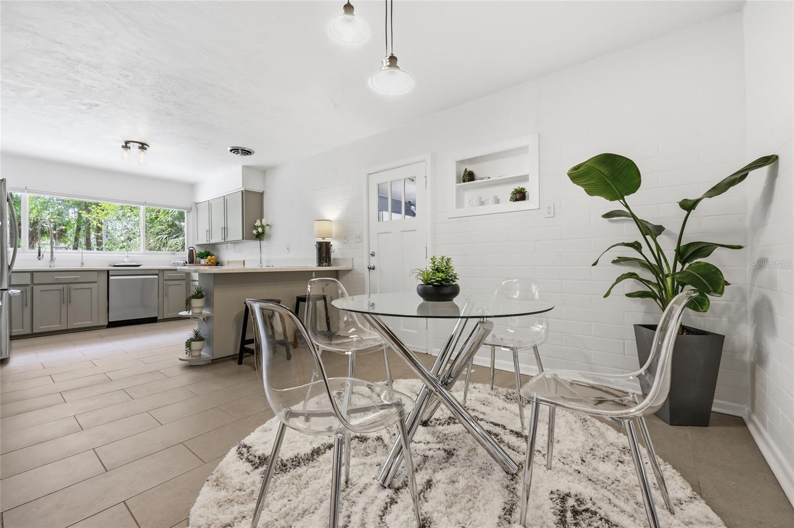 CLINCH GRANT D L - Residential