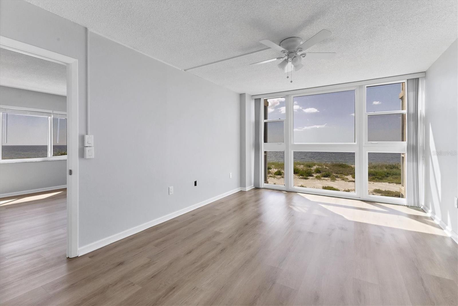 GULF HORIZONS - Residential