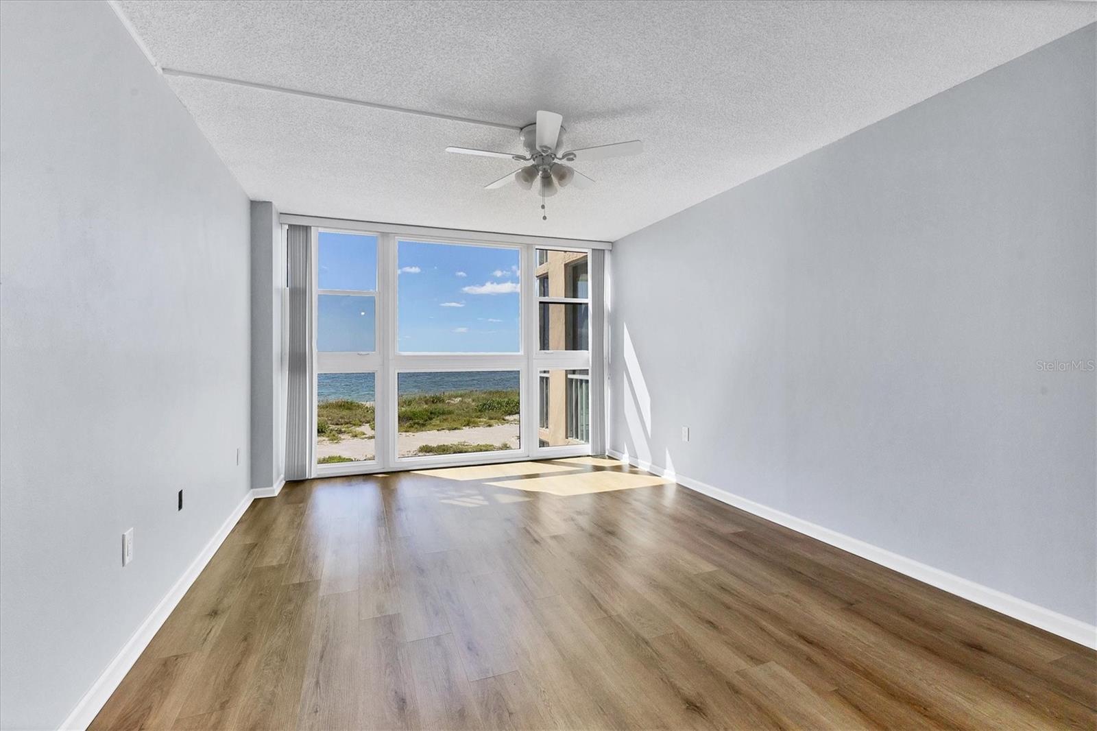GULF HORIZONS - Residential
