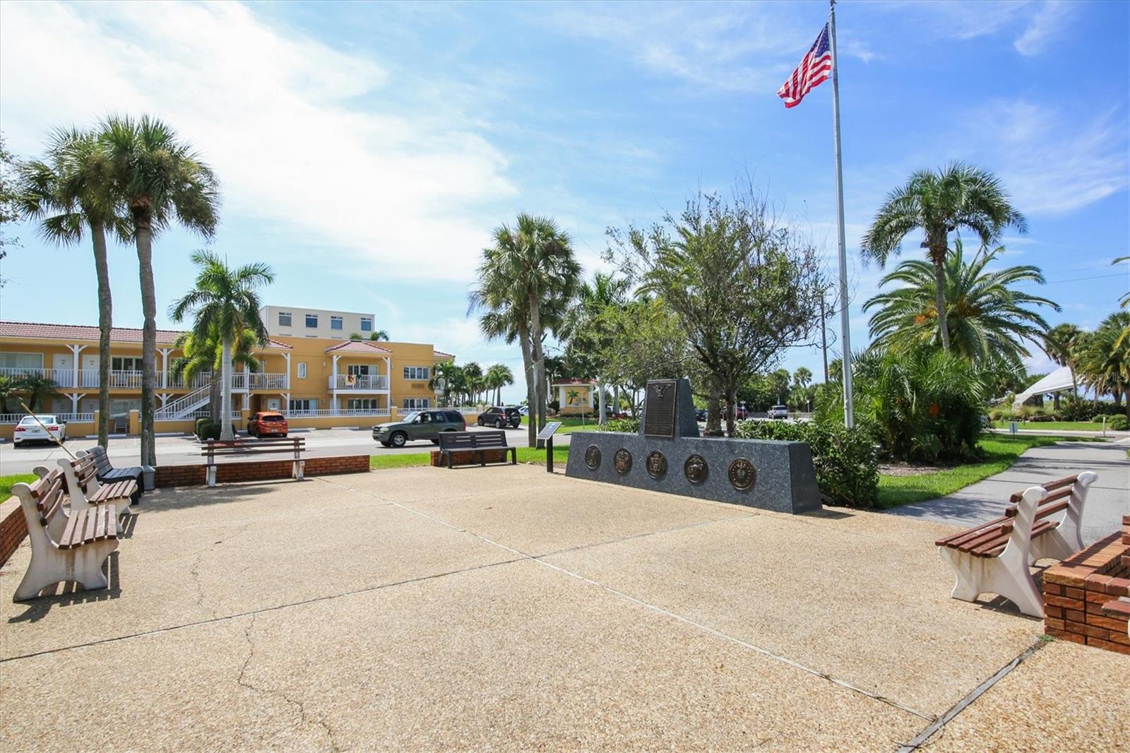 GULF HORIZONS - Residential