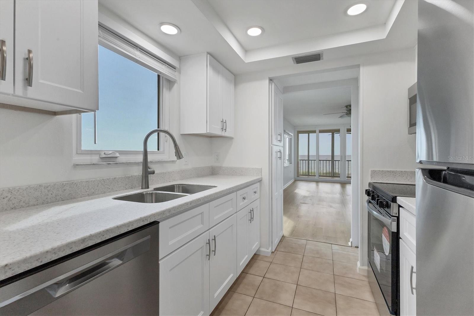 GULF HORIZONS - Residential