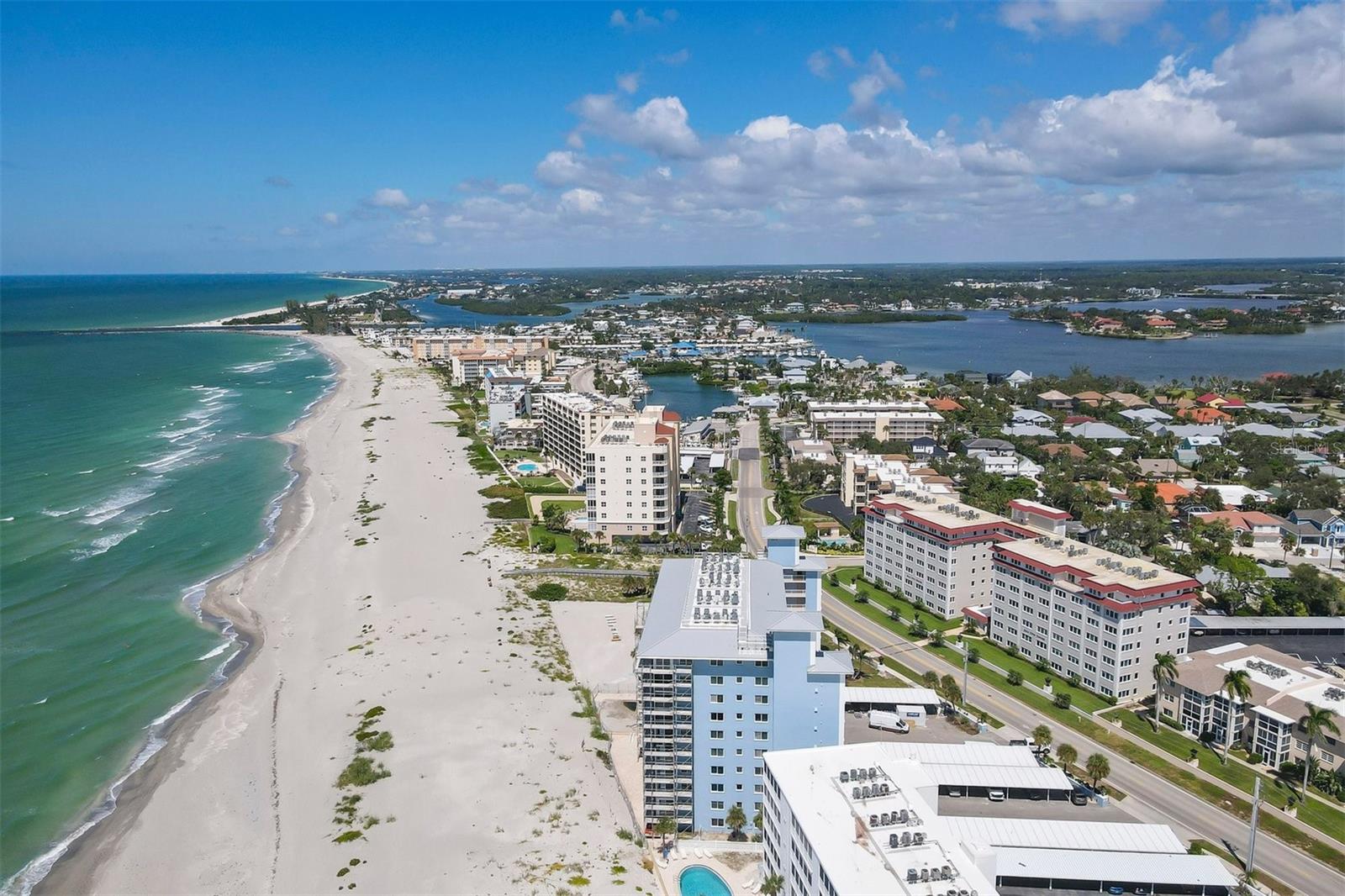 GULF HORIZONS - Residential