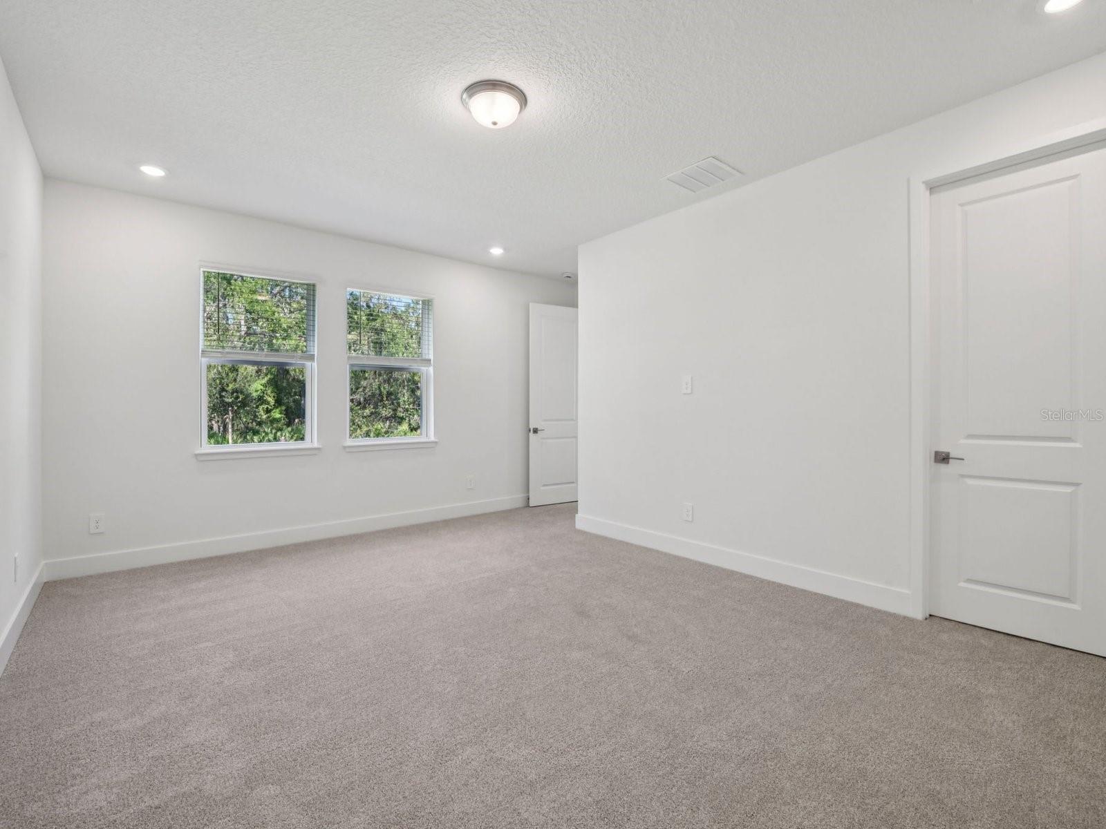 RIDGEHAVEN - Residential