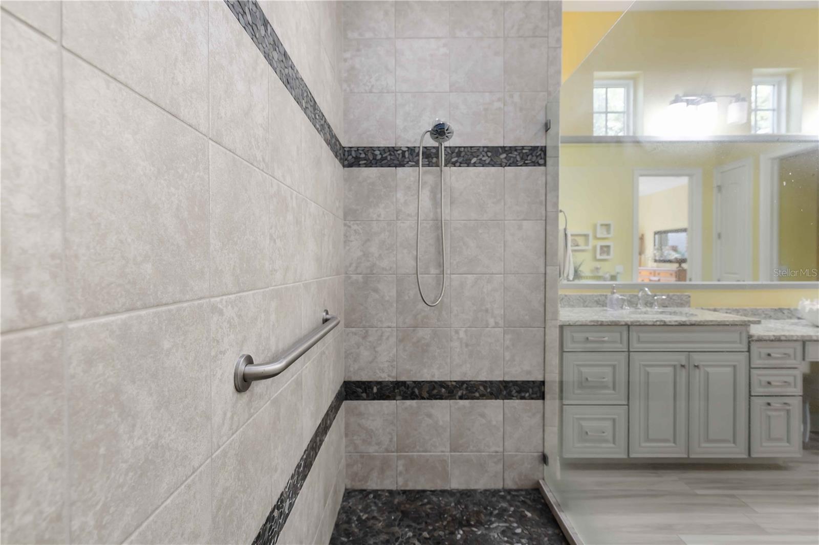 TRA PONTI VILLAGGIO - Residential