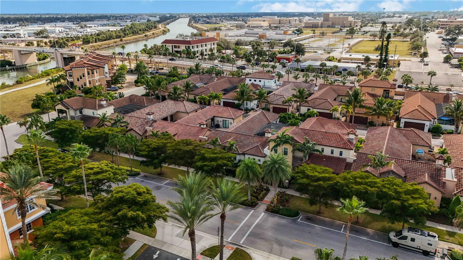 TRA PONTI VILLAGGIO - Residential