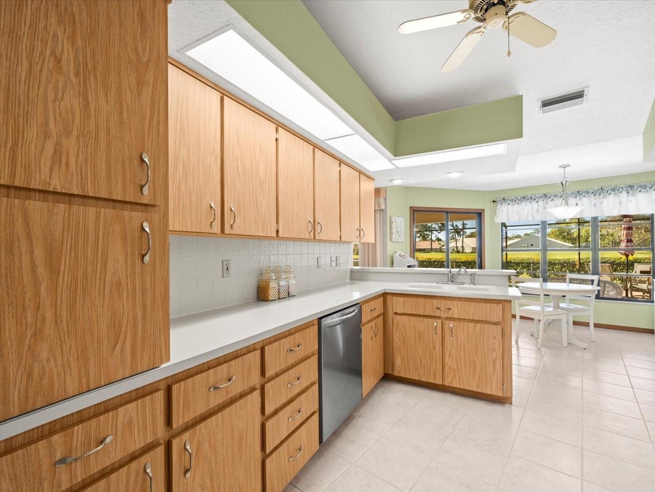 GLEN LAKES - Residential