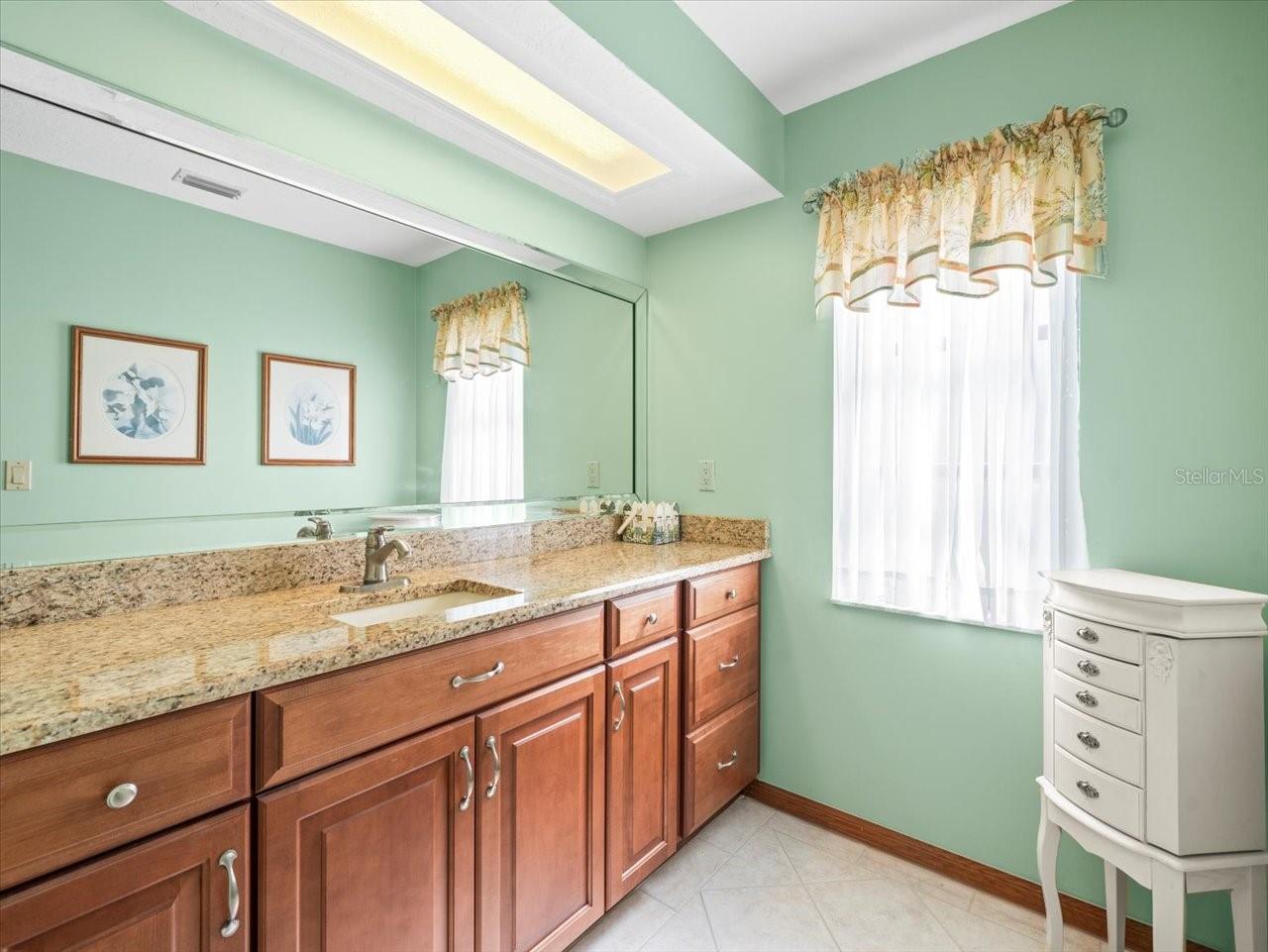 GLEN LAKES - Residential