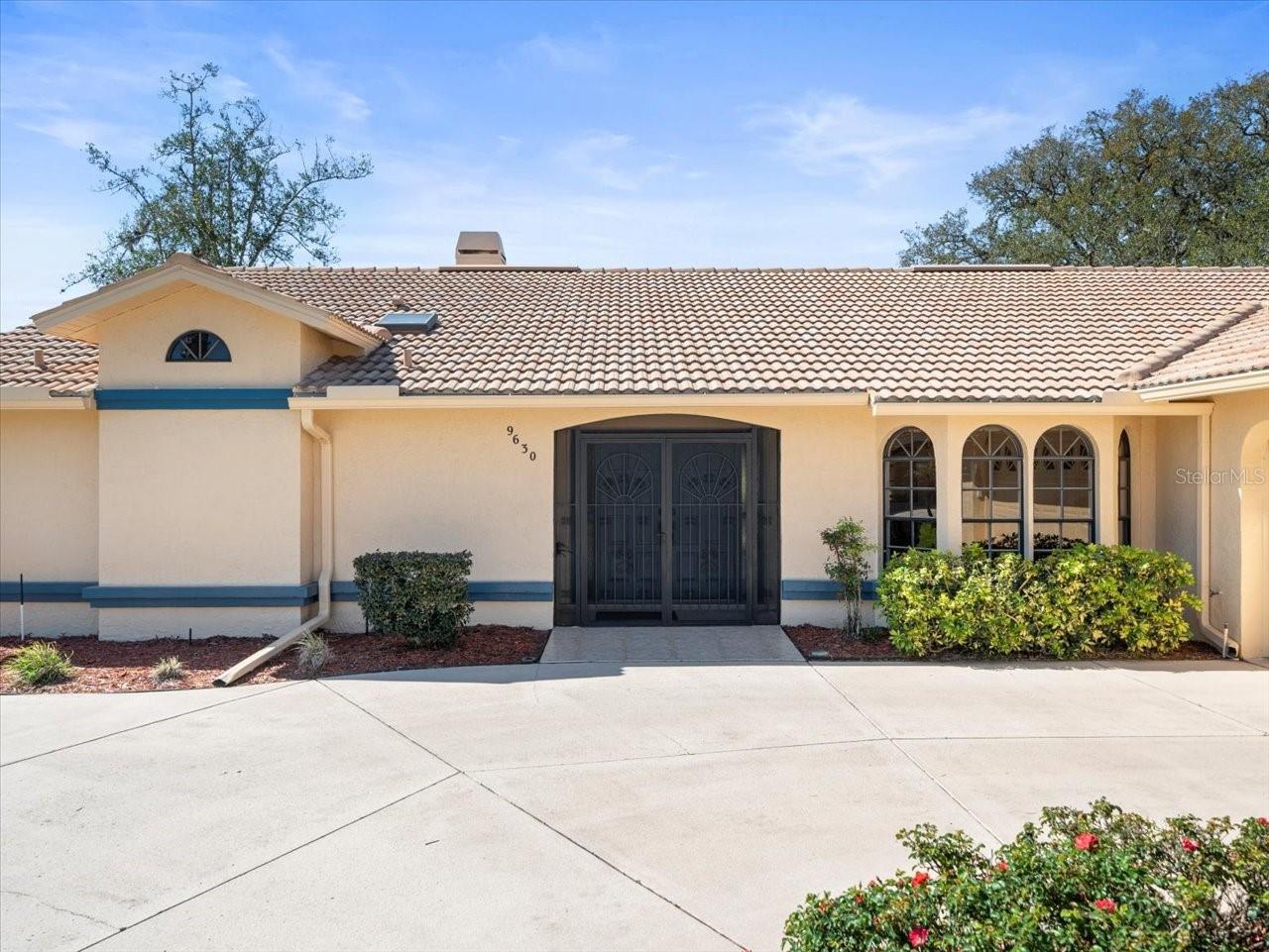 GLEN LAKES - Residential