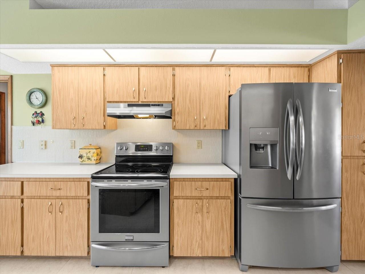 GLEN LAKES - Residential