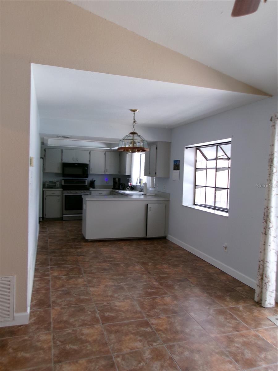 TUSKAWILLA POINT - Residential