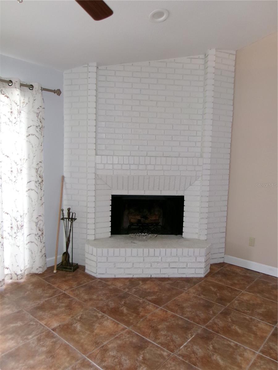 TUSKAWILLA POINT - Residential