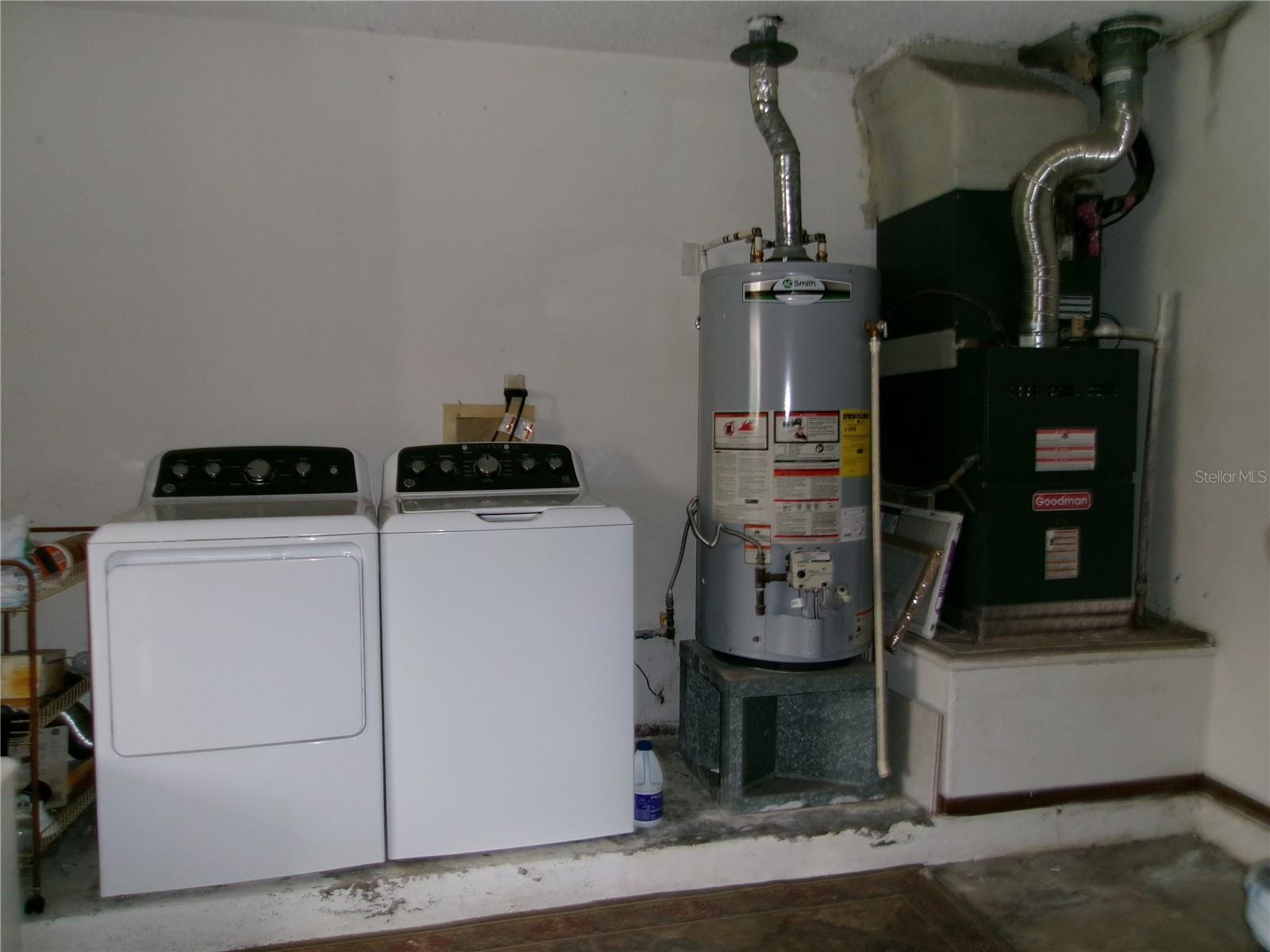 TUSKAWILLA POINT - Residential