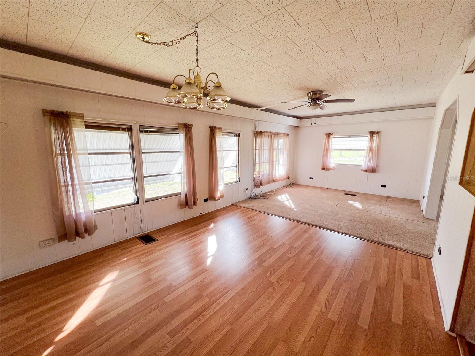 TRAVELERS REST - Residential