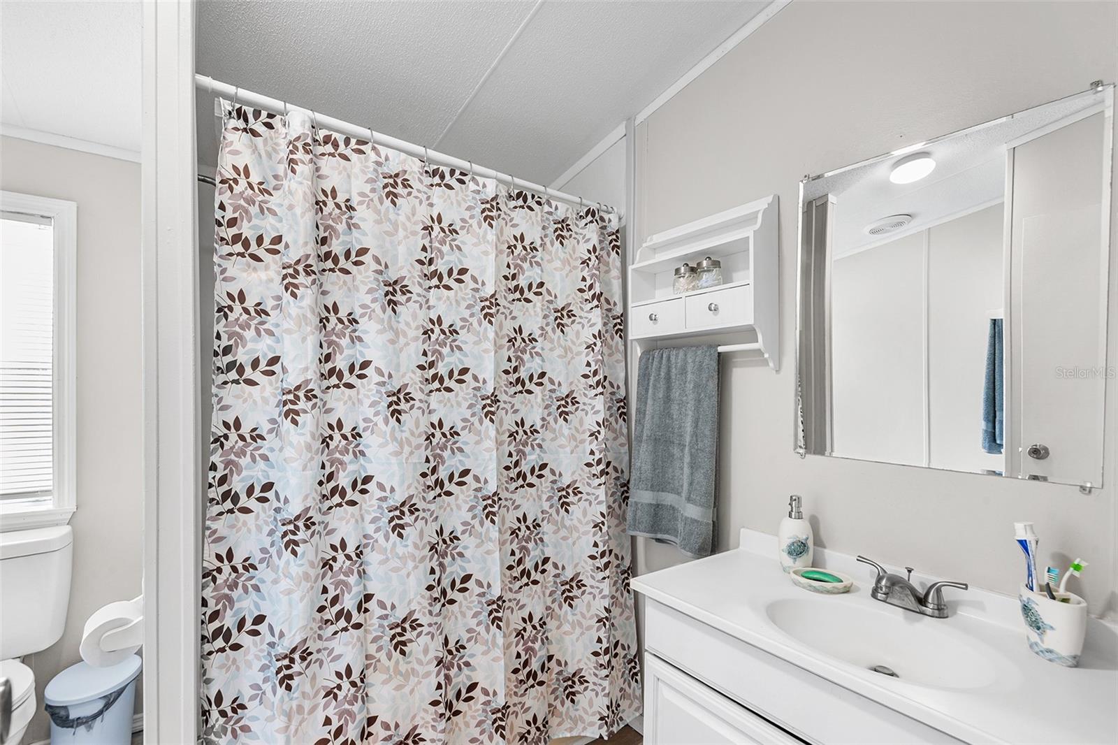 EVANS ACRES - Residential